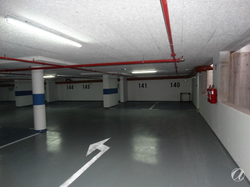 Epoxy podovi - industrijski pod za garazu 04